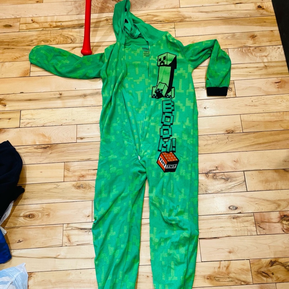 Minecraft Syit 11-12 worn